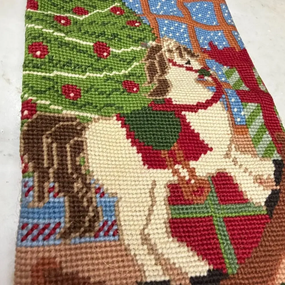Vintage‎ Wool Needlepoint Christmas Stocking Velvet Back Holiday Decoration Toys
